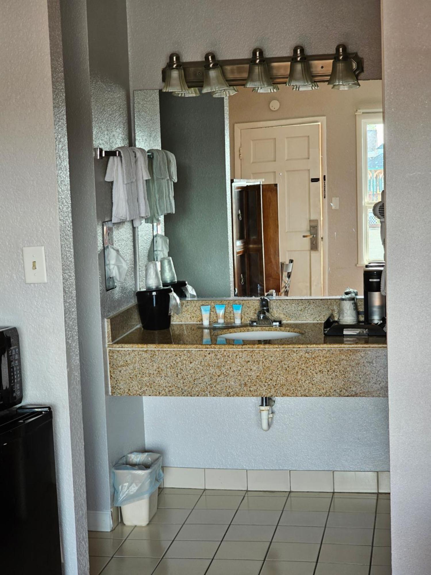 Atlantic Shores Inn And Suites Chincoteague Kültér fotó